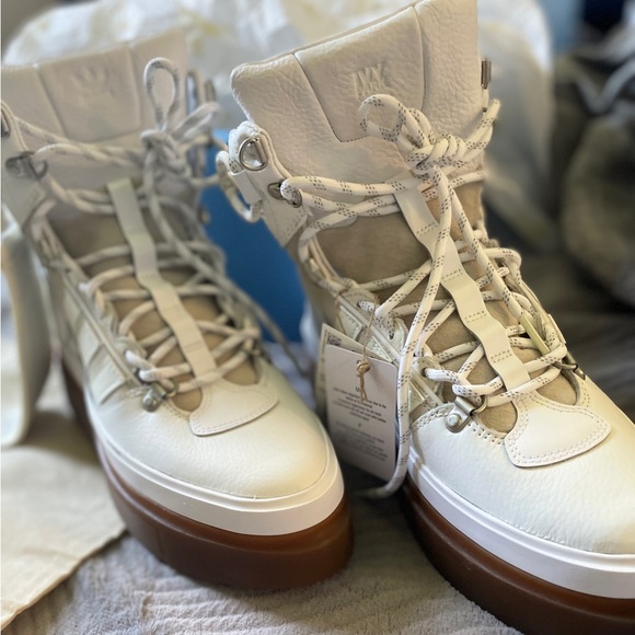 Ivy Park X Adidas White Super Sleek Boot - Picture 2 of 14